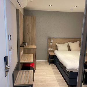 Budget Without Window Queen Room