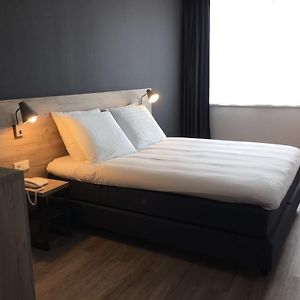 Camera deluxe con letto queen size